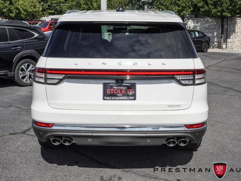 Used 2025 Lincoln Aviator Reserve w/ Equipment Group 201A AWD/4WD image 11