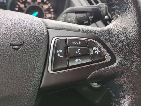 Used 2019 Ford Escape Titanium image 25