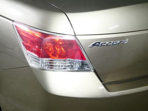 Used 2009 Honda Accord LX image 17