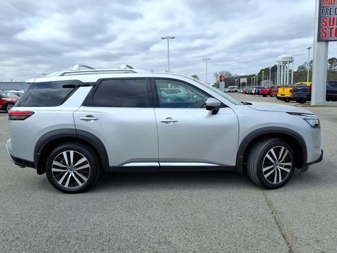 Certified 2024 Nissan Pathfinder Platinum w/ Cargo Package AWD/4WD image 2