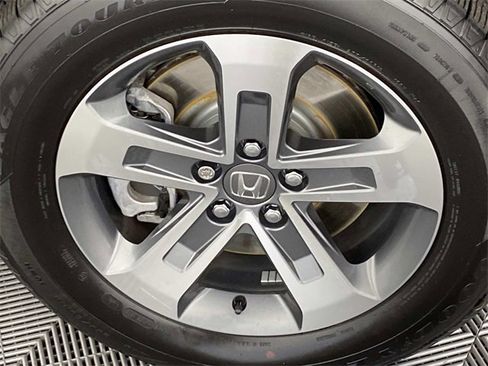 Used 2025 Honda Pilot EX-L image 28