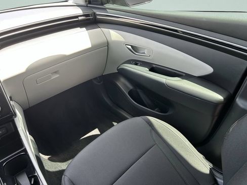 Certified 2024 Hyundai Tucson SE FWD image 20