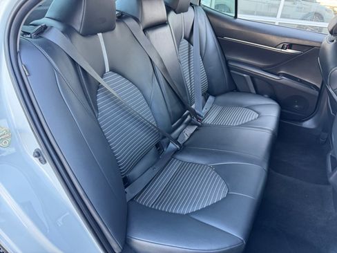 Used 2020 Toyota Camry SE FWD image 17