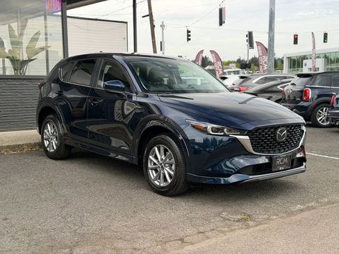 Used 2025 MAZDA CX-5 AWD 2.5 S w/ Preferred Package image 3