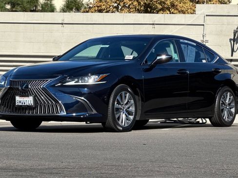 Used 2019 Lexus ES 350 Luxury image 10