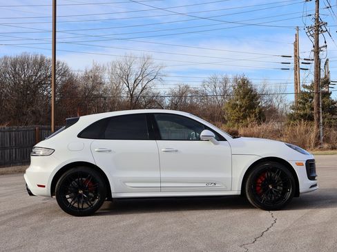 Used 2024 Porsche Macan GTS image 9