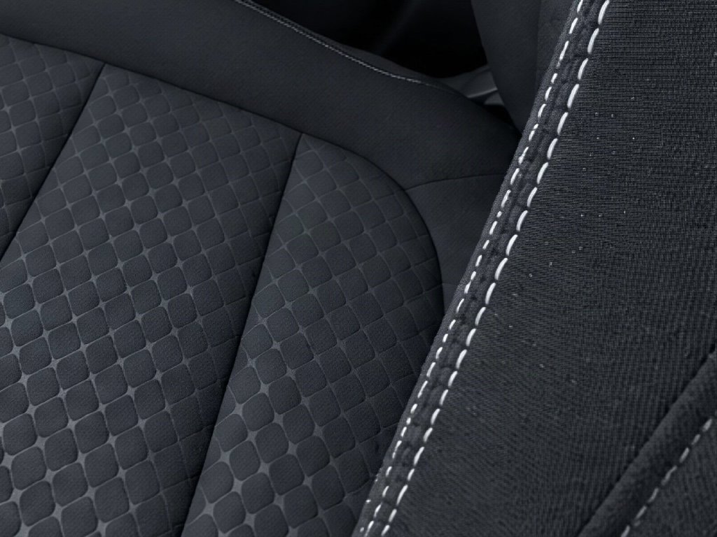 Used 2025 Ford Escape Active AWD/4WD image 9