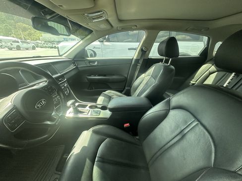Used 2018 Kia Optima SX FWD image 8