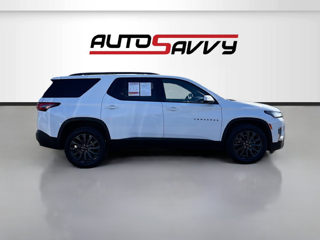 Used 2023 Chevrolet Traverse RS FWD image 8