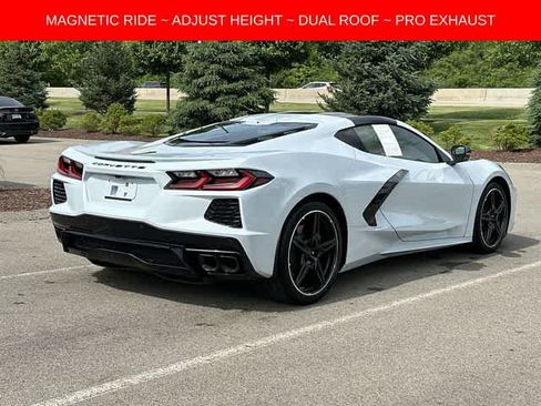 Used 2023 Chevrolet Corvette Stingray Premium Cpe w/ Body-Color Dual Roof Package RWD image 31