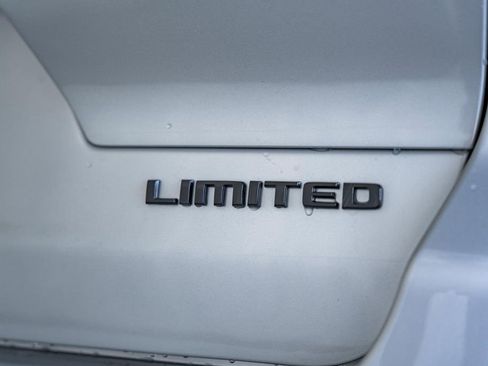 New 2025 Jeep Grand Cherokee L Limited w/ Luxury Tech Group II image 7