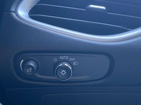 Used 2023 Chevrolet Malibu LS w/ Driver Confidence Package image 28