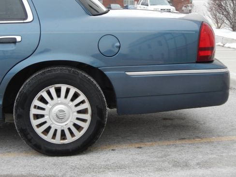 Used 2007 Mercury Grand Marquis LS image 11