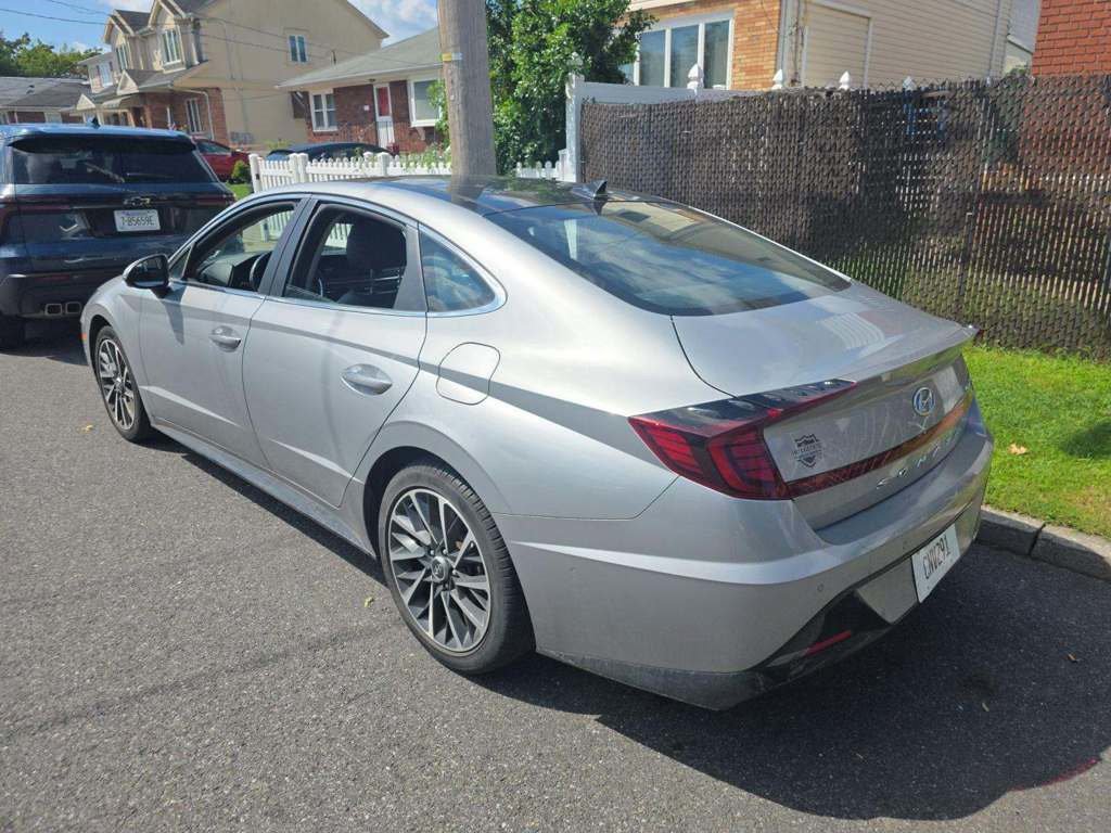 Used 2023 Hyundai Sonata Limited FWD image 3