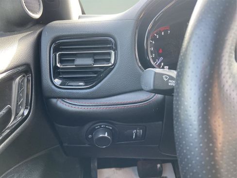 Used 2025 Dodge Durango R/T AWD/4WD image 27