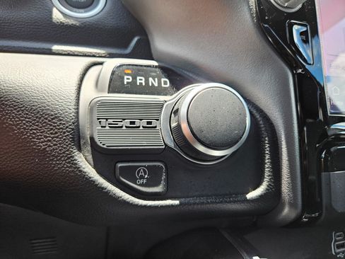 Used 2025 RAM 1500 Lone Star RWD image 28