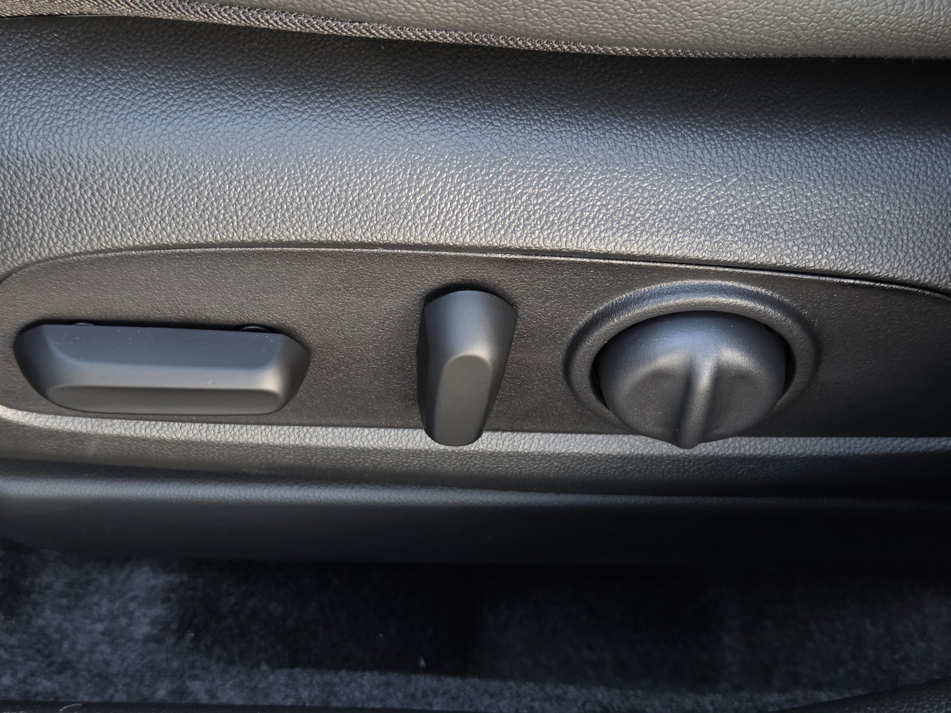 New 2026 Buick Envista Sport Touring w/ Convenience I Package FWD image 19