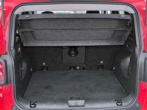 Used 2018 Jeep Renegade Latitude w/ UConnect 8.4 Nav Group image 36