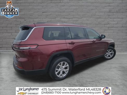 Used 2022 Jeep Grand Cherokee L Limited AWD/4WD image 9