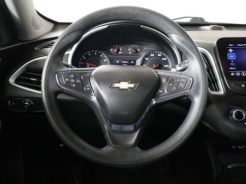 Used 2023 Chevrolet Malibu LT FWD image 32