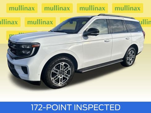 Used 2025 Ford Expedition Active image 15