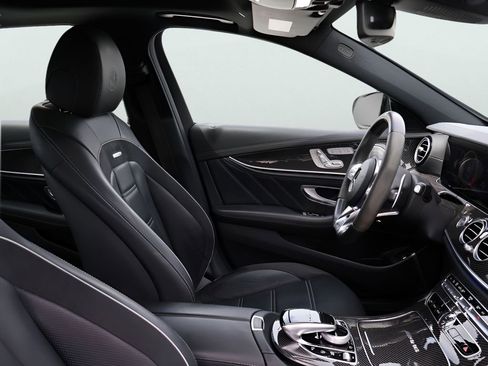 Used 2019 Mercedes-Benz E 63 AMG S image 11