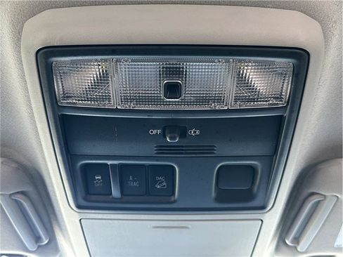 Used 2019 Toyota 4Runner SR5 AWD/4WD image 28