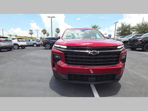New 2026 Chevrolet Traverse LT w/ Midnight/Sport Edition FWD image 25
