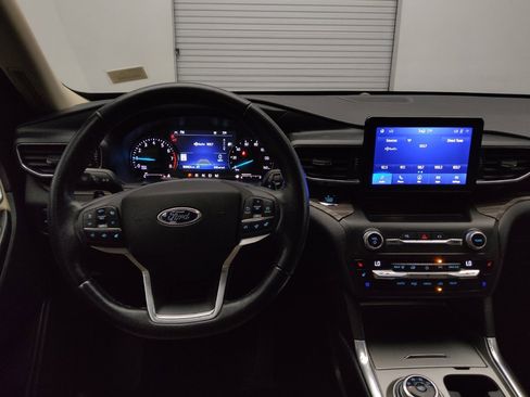 Used 2020 Ford Explorer Limited AWD/4WD image 22