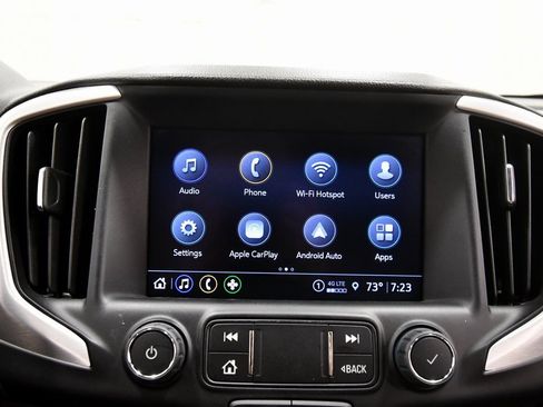 Used 2024 GMC Terrain SLT image 23