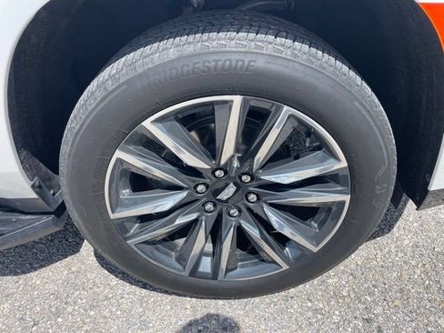 Used 2024 Cadillac Escalade Sport AWD/4WD image 7