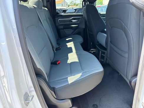Certified 2022 RAM 1500 Big Horn AWD/4WD image 15