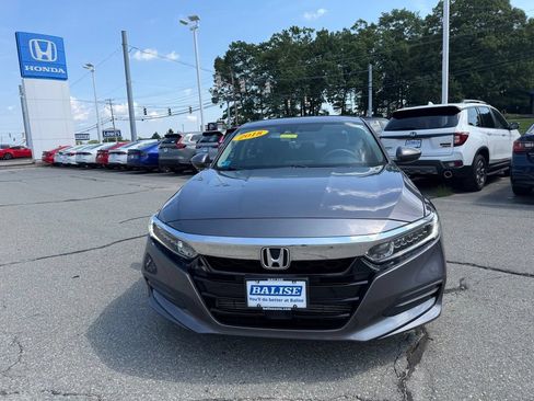 Used 2018 Honda Accord LX image 8