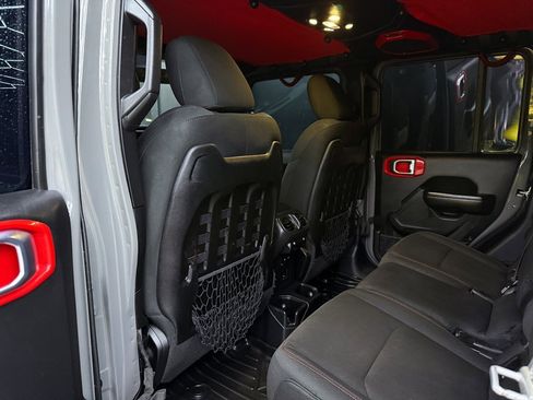 Used 2021 Jeep Gladiator Rubicon image 17