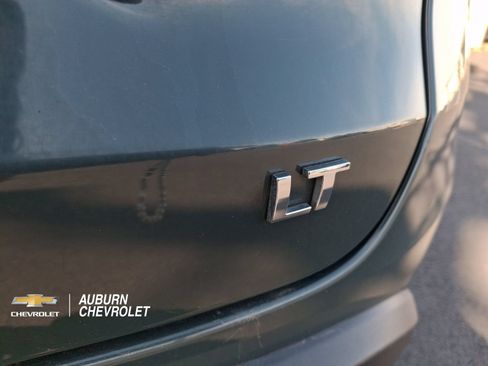 Used 2025 Chevrolet Trax LT FWD image 26