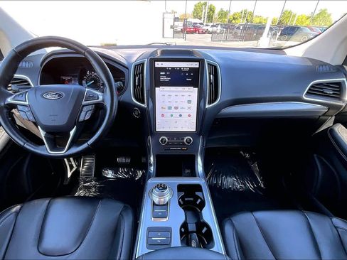 Used 2022 Ford Edge Titanium w/ Equipment Group 301A image 15