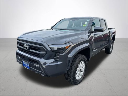 Used 2024 Toyota Tacoma SR5 image 2