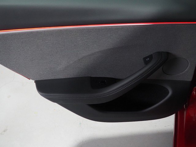 Used 2025 Tesla Model 3 Long Range RWD image 63