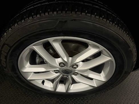 Certified 2023 Dodge Durango GT image 12