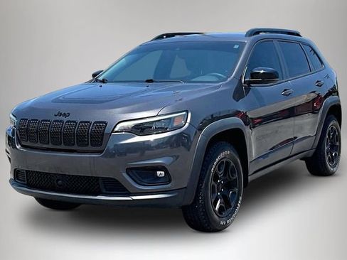 Used 2022 Jeep Cherokee Latitude AWD/4WD image 2