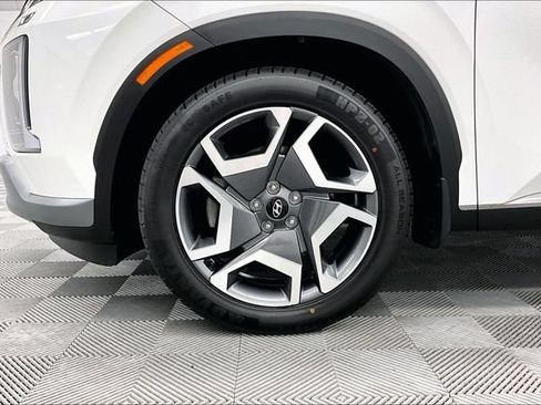 Used 2023 Hyundai Palisade Limited FWD image 9