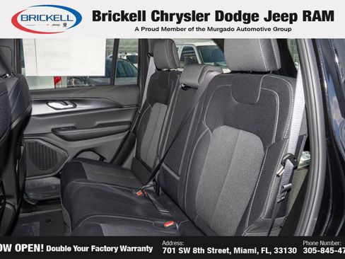 New 2025 Jeep Grand Cherokee Laredo X image 16