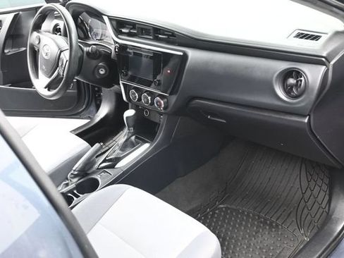 Used 2019 Toyota Corolla L FWD image 16