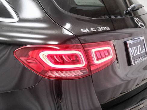 Certified 2022 Mercedes-Benz GLC 300 image 7