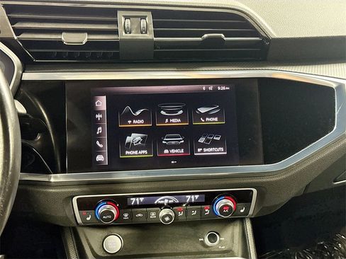 Used 2020 Audi Q3 2.0T Premium w/ Convenience Package image 21