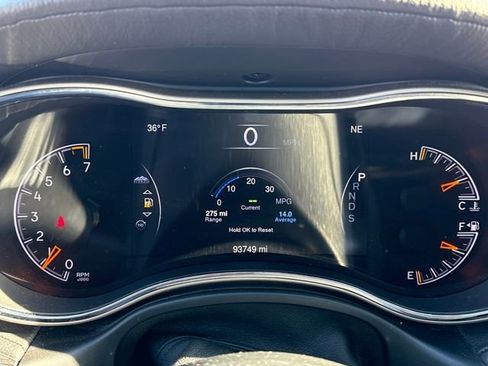 Used 2015 Jeep Grand Cherokee Overland image 19