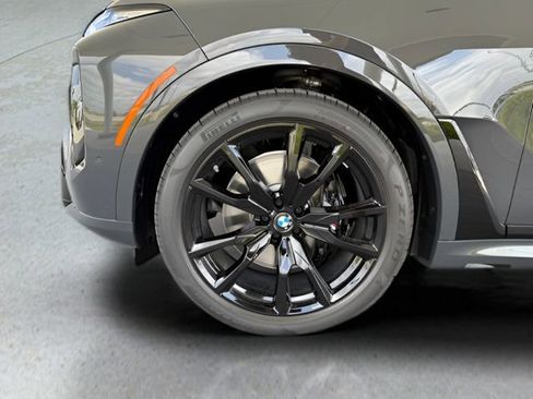 Certified 2026 BMW X7 xDrive40i w/ M Sport Package image 18