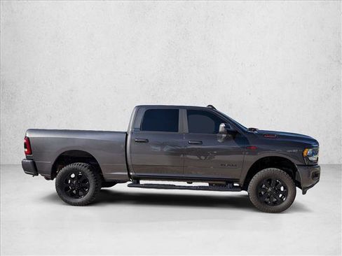 Used 2020 RAM 2500 Big Horn w/ Night Edition AWD/4WD image 3