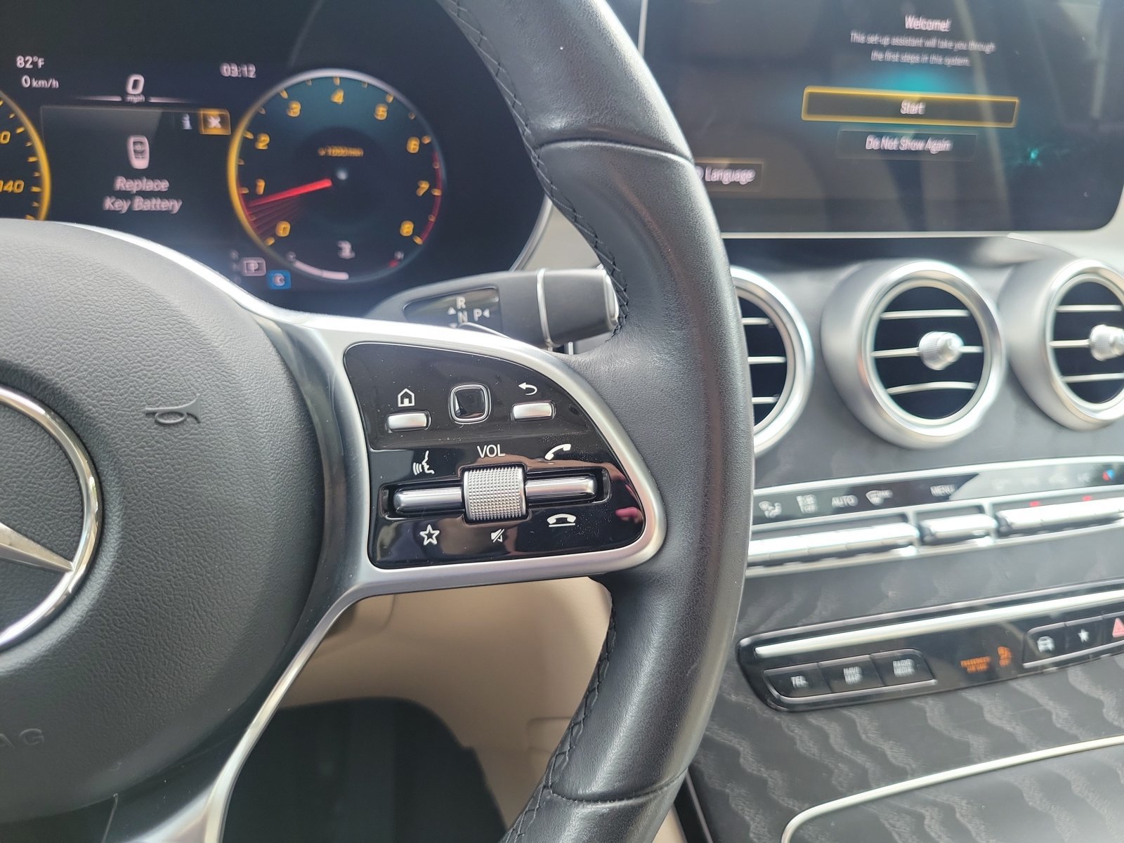 Used 2022 Mercedes-Benz GLC 300 4MATIC w/ Premium Package Lite image 23