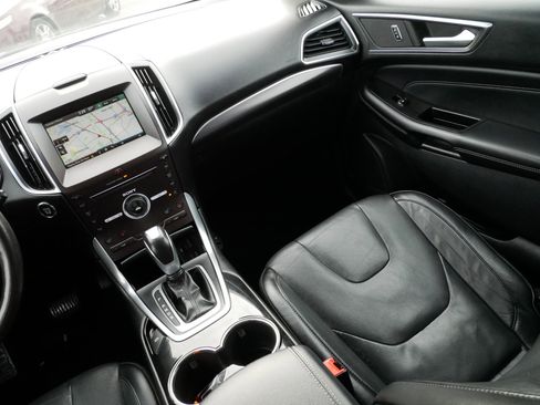 Used 2015 Ford Edge Titanium w/ Equipment Group 301A image 11